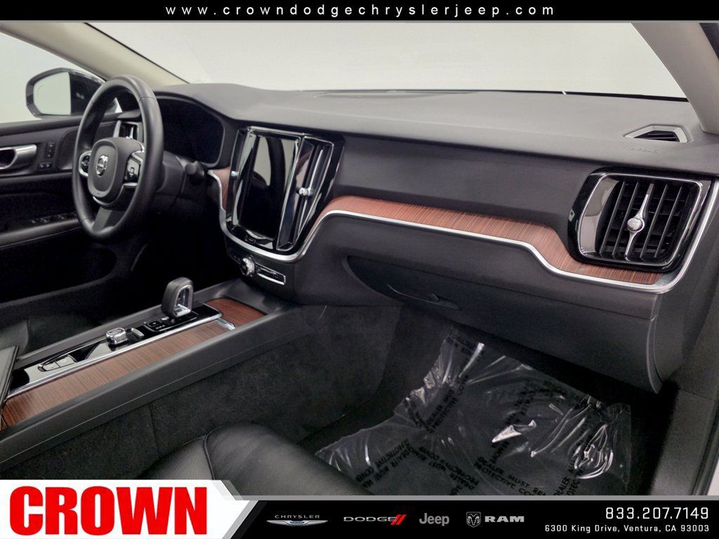 Used 2024 Volvo S60 B5 Plus AWD/4WD image 13