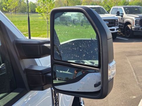 Used 2025 Ford F350 XLT AWD/4WD image 6