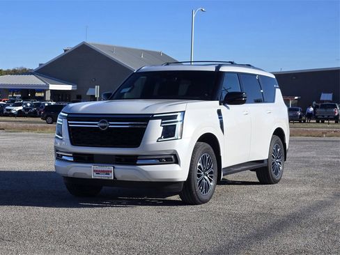 New 2026 Nissan Armada Platinum image 2