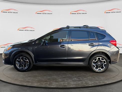 Used 2017 Subaru Crosstrek 2.0i Premium AWD/4WD image 7