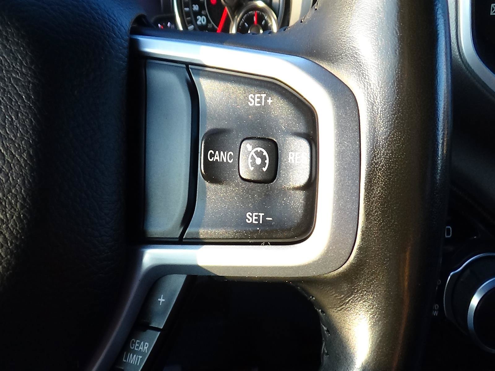 Used 2020 RAM 1500 Big Horn AWD/4WD image 23