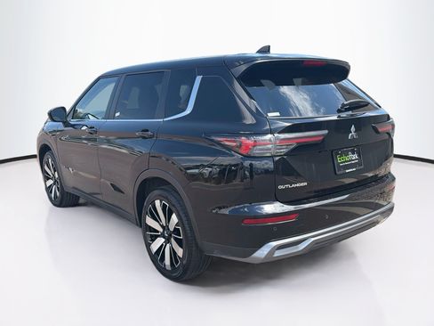 Used 2025 Mitsubishi Outlander SE AWD/4WD image 5