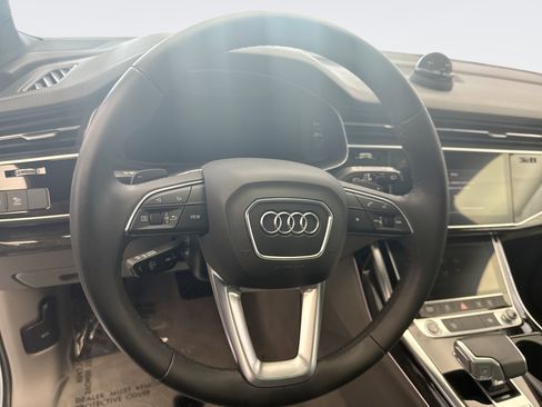 Used 2023 Audi Q7 3.0T Premium Plus AWD/4WD image 12