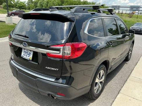 Certified 2023 Subaru Ascent Premium w/ Convenience Package AWD/4WD image 7