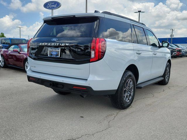 Certified 2025 Ford Expedition Active RWD image 6