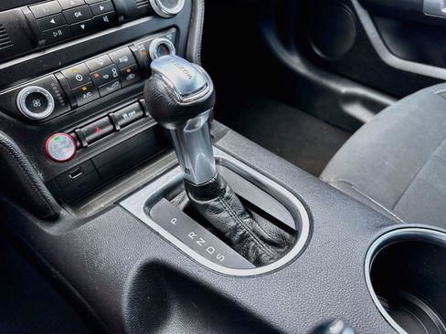 Used 2021 Ford Mustang Coupe RWD image 20