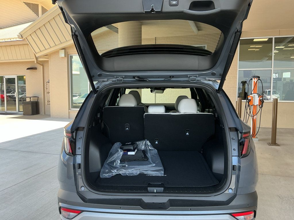 New 2026 Hyundai Tucson Limited AWD/4WD image 11