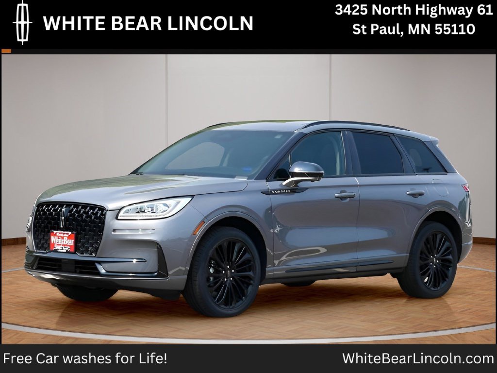 Used 2024 Lincoln Corsair Reserve w/ Equipment Group 201A FWD image 1