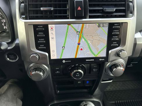 Used 2022 Toyota 4Runner SR5 Premium image 24