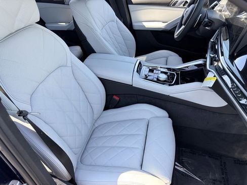 New 2026 BMW X6 xDrive40i w/ Executive Package AWD/4WD image 11