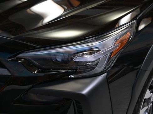 Certified 2025 Subaru Outback Limited w/ Popular Package #2 image 18