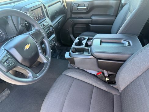 Used 2024 Chevrolet Silverado 1500 Custom w/ Turbomax Blackout Package image 20