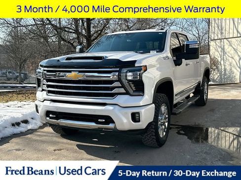 Used 2024 Chevrolet Silverado 2500 High Country w/ High Country Premium Package image 4