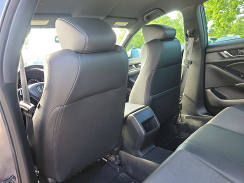 Used 2020 Honda Accord Sport image 15