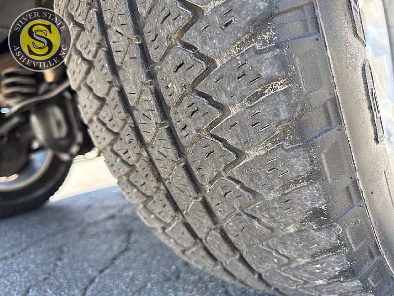 Used 2016 Jeep Wrangler Unlimited Sahara w/ Connectivity Group AWD/4WD image 9