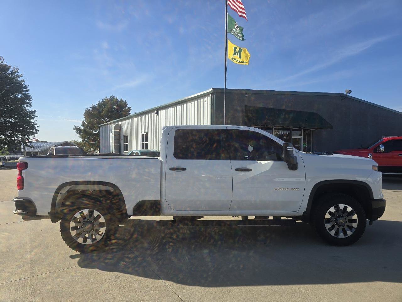 Used 2024 Chevrolet Silverado 2500 Custom w/ Custom Value Package AWD/4WD image 8