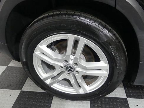 Used 2020 Mercedes-Benz GLB 250 4MATIC image 17