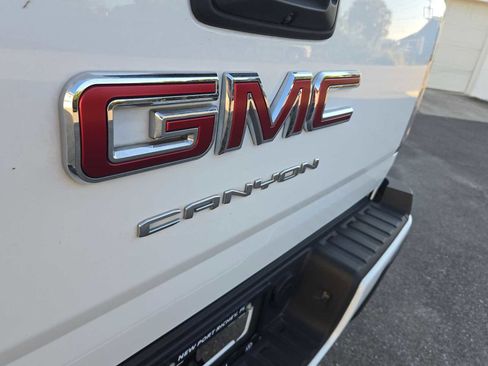Used 2022 GMC Canyon Elevation w/ Trailering Package image 12