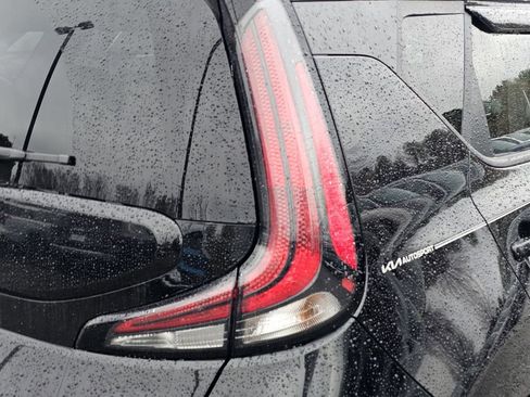 Certified 2023 Kia Soul EX image 9