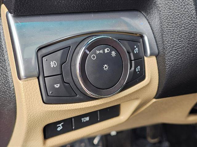 Used 2017 Ford Explorer Limited w/ Equipment Group 301A AWD/4WD image 27