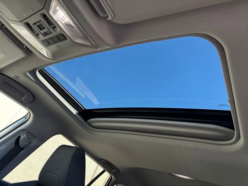 Used 2025 Toyota RAV4 XLE image 30