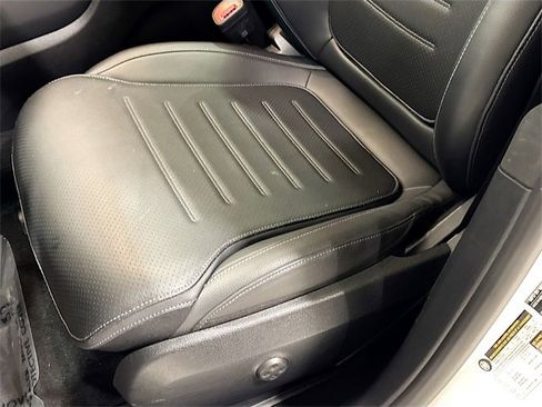 Certified 2024 Mercedes-Benz GLC 300 4MATIC image 20