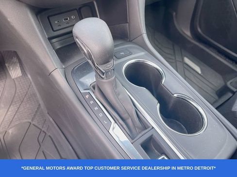 Used 2024 Chevrolet Equinox LT w/ LPO, Floor Liner Package FWD image 16