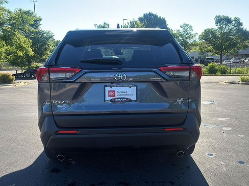 Used 2025 Toyota RAV4 LE AWD/4WD image 10