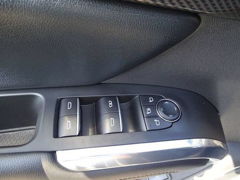 Used 2025 Chevrolet Traverse High Country AWD/4WD image 21