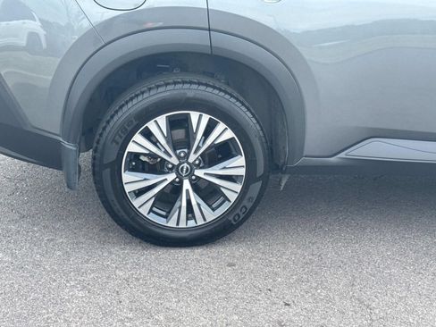 Used 2023 Nissan Rogue SV w/ SV Premium B Package FWD image 14