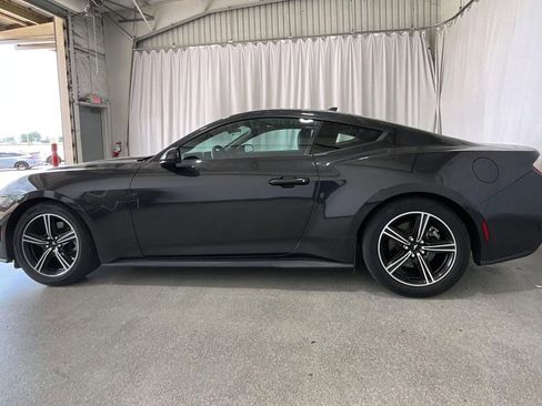 Used 2024 Ford Mustang Coupe image 26