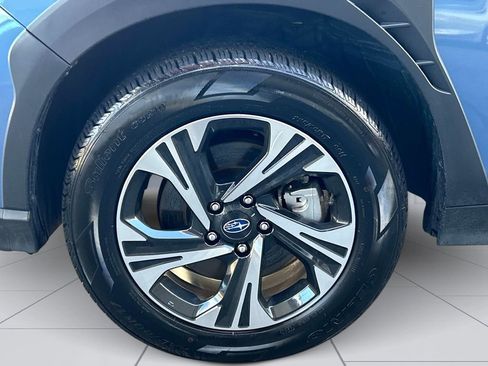 Used 2024 Subaru Crosstrek 2.0i Premium image 9