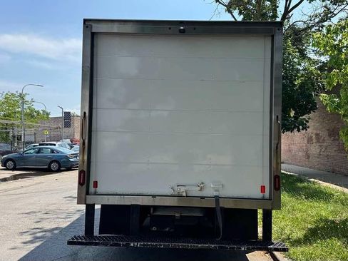Used 2021 Ford E-350 and Econoline 350 Super Duty w/ Power Windows & Locks Group RWD image 6