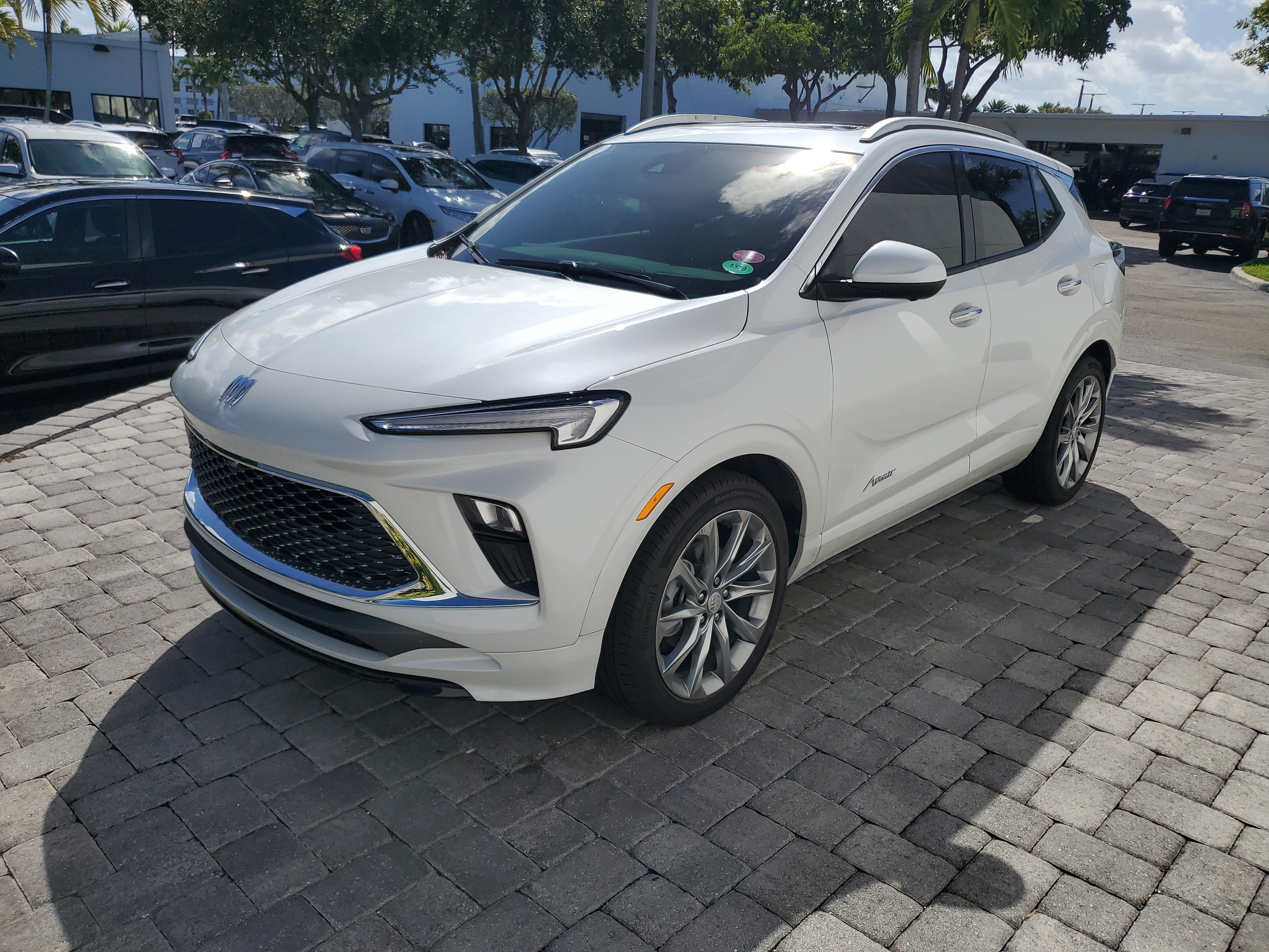 Used 2024 Buick Encore GX Avenir w/ Avenir Technology Package FWD image 3