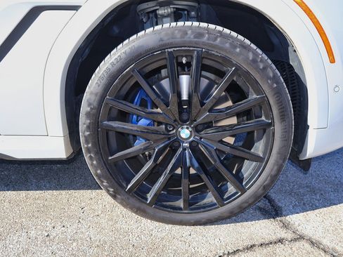 Used 2021 BMW X6 M50i w/ Executive Package image 31