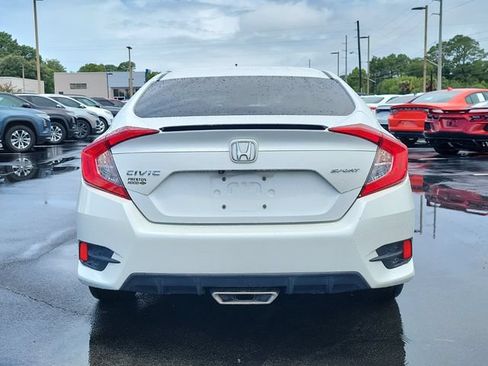 Used 2020 Honda Civic Sport image 5