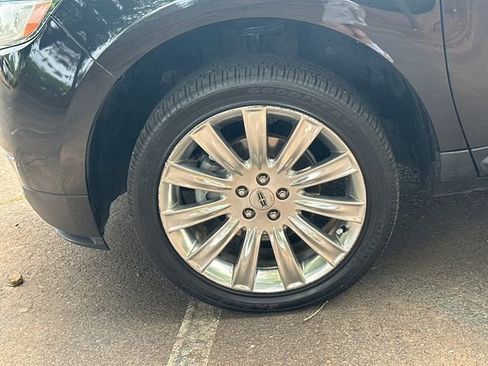 Used 2013 Lincoln MKX FWD image 14