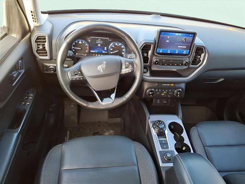 Used 2021 Ford Bronco Sport Outer Banks image 8