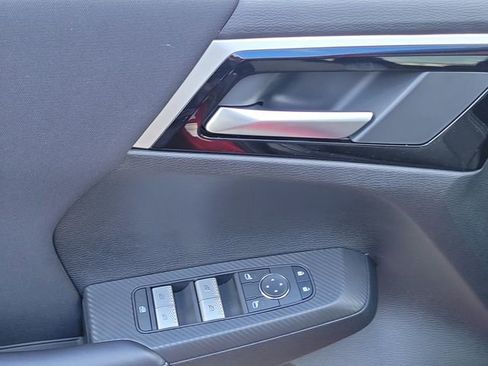 New 2026 Mitsubishi Outlander ES FWD image 21