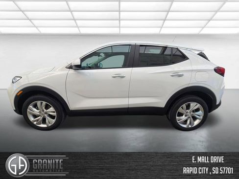 New 2026 Buick Encore GX Preferred AWD/4WD image 3