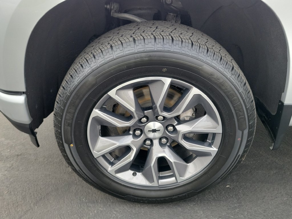 Used 2020 Chevrolet Silverado 1500 RST AWD/4WD image 29