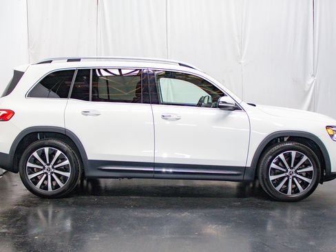 Used 2022 Mercedes-Benz GLB 250 GLB 250 image 5