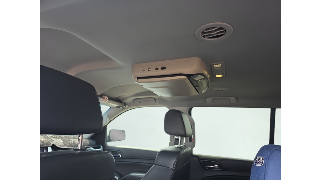 Used 2019 Chevrolet Suburban LT AWD/4WD image 18