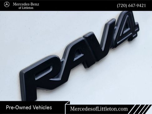 Used 2020 Toyota RAV4 XLE w/ All Weather Liner Package FWD image 11