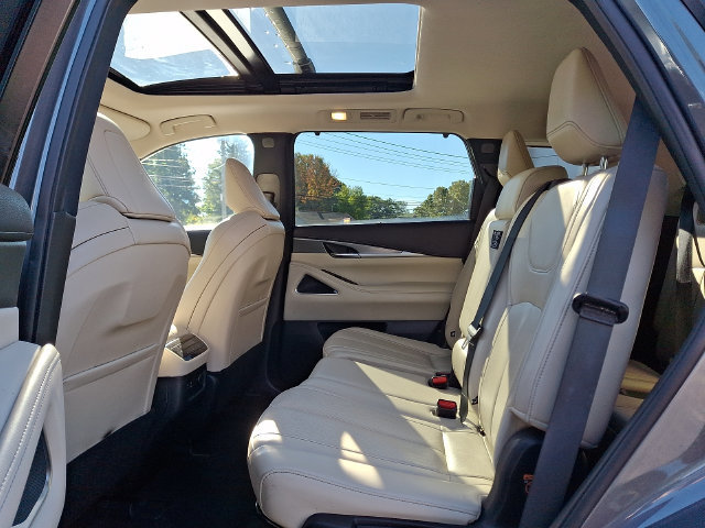 Used 2023 INFINITI QX60 Luxe w/ Vision Package AWD/4WD image 11
