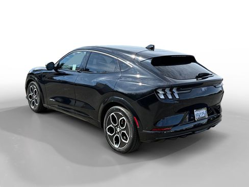 Used 2022 Ford Mustang Mach-E GT image 3