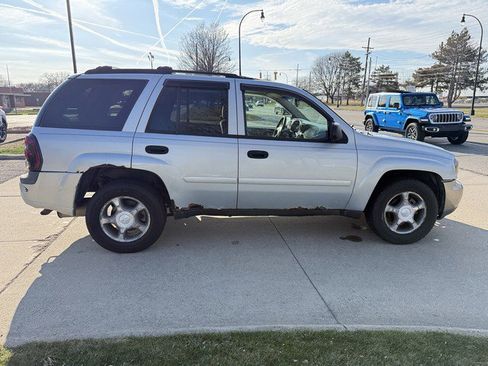 Used 2007 Chevrolet TrailBlazer LS image 4