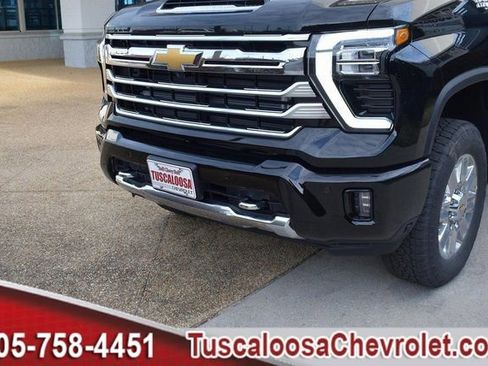 New 2025 Chevrolet Silverado 3500 High Country w/ High Country Premium Package image 36