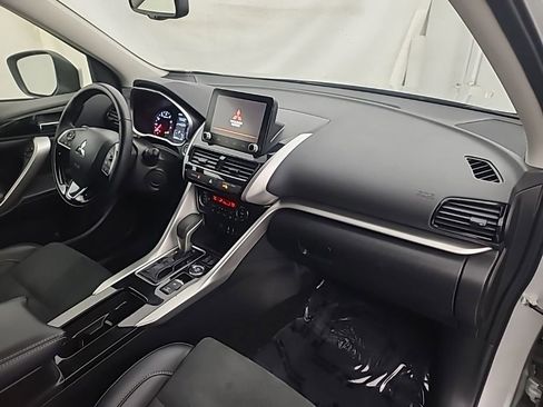 Used 2025 Mitsubishi Eclipse Cross SE AWD/4WD image 13