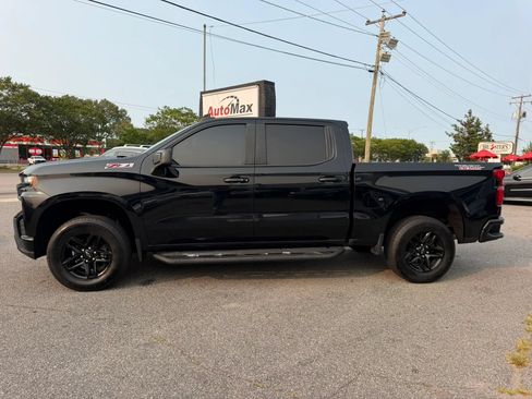 Used 2020 Chevrolet Silverado 1500 LT Trail Boss AWD/4WD image 2